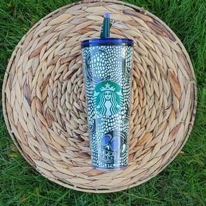 💀Starbucks Glow in the Dark Venti💀